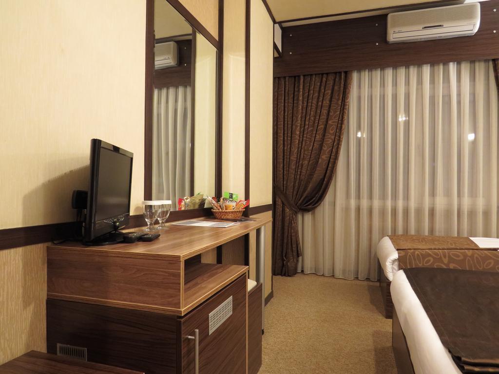 Verman Hotel เอสเกซีเฮียร์ ห้อง รูปภาพ